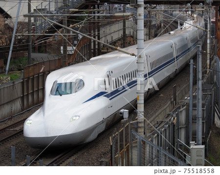 新幹線N700S J7編成 山科付近にて 新幹線N700S J7編成 山科付近にて 75518558
