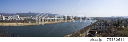 都市 都会 川 75530611