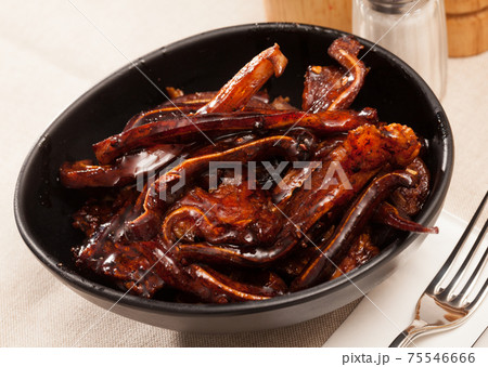 Sliced Korean pork ears 75546666