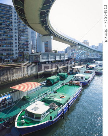 一本松汽船・中之島リバークルーズ乗り場周辺の風景 75564913