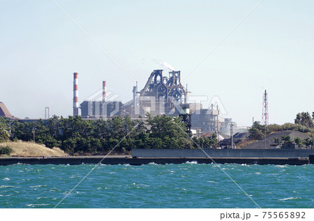 扇島の製鉄所の景色 扇島の製鉄所の景色 75565892