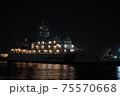 夜の海上保安庁の船艇 75570668