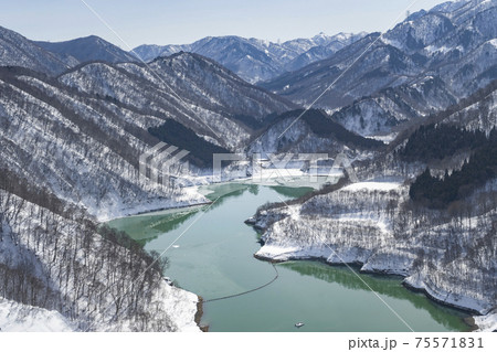 雪の二居ダム 75571831