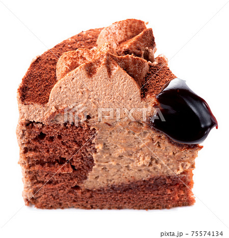 chocolate sweet sponge cake with cream  75574134