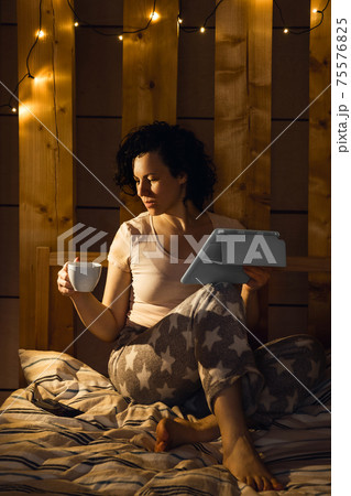 Indoor domestic photo. 75576825