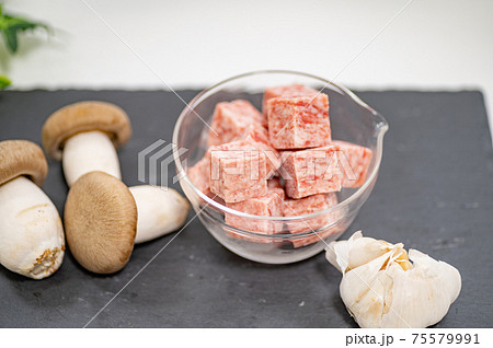 サイコロステーキの具材　 75579991