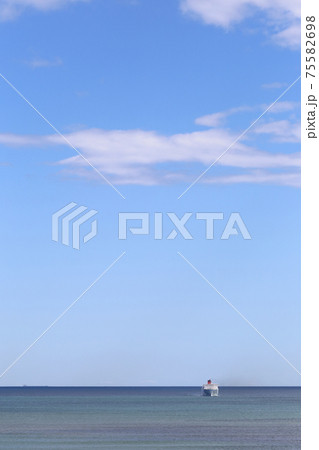 茨城 大洗 太平洋を航行中のフェリー さんふらわあさっぽろ 茨城 大洗 太平洋を航行中のフェリー さんふらわあさっぽろ 75582698
