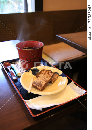 京都の名店 一乗寺中谷の丁稚羊羹 京都の名店 一乗寺中谷の丁稚羊羹 75583063