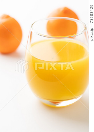 オレンジジュース 75583429