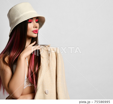 Young gorgeous rich woman with sensual pouty lips Young gorgeous rich woman with sensual pouty lips 75586995