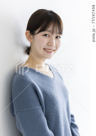 清潔感のある女性 清潔感のある女性 75597498
