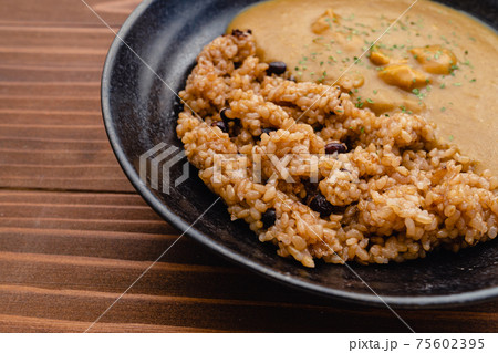 寝かせ玄米とカレー 寝かせ玄米とカレー 75602395