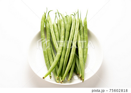 インゲン(サヤインゲン･三度豆)。(白皿･白バック) 75602818