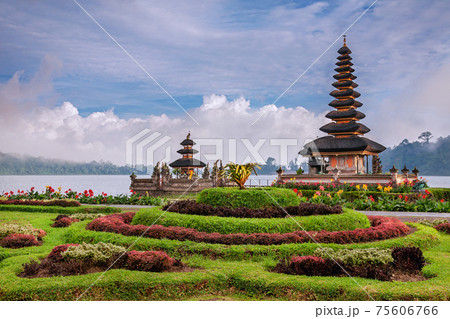 Pura Ulun Danu temple on a lake Beratan, Bali Pura Ulun Danu temple on a lake Beratan, Bali 75606766