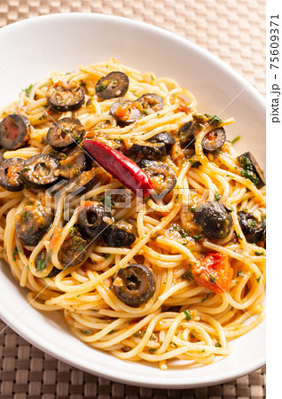 プッタネスカ 75609371