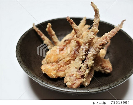 おいしいゲソの唐揚げ 75618994