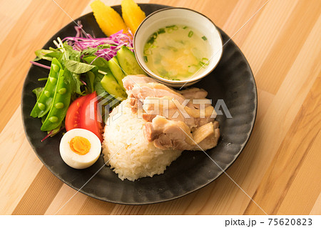 シンガポールチキンライス シンガポールチキンライス 75620823