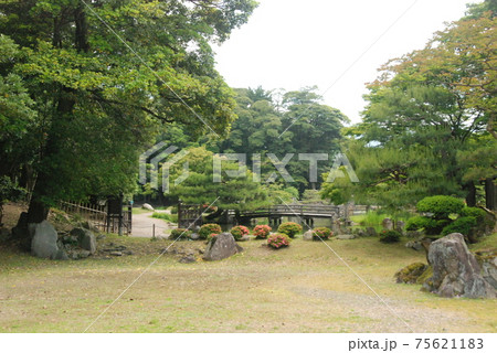 彦根城の「玄宮楽々園」(滋賀県彦根市金亀町) 彦根城の「玄宮楽々園」(滋賀県彦根市金亀町) 75621183