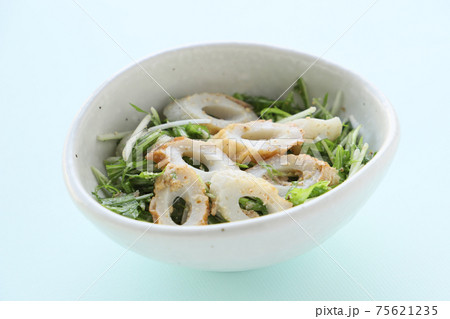 水菜とちくわの胡麻マヨネーズ和え 水菜とちくわの胡麻マヨネーズ和え 75621235