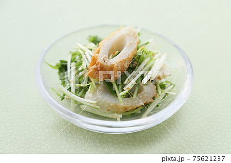 水菜とちくわの胡麻マヨネーズ和え 75621237