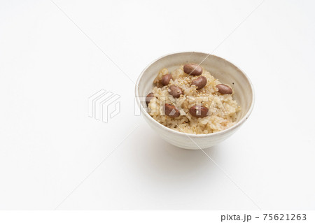 新潟県長岡市の郷土料理 醤油赤飯 新潟県長岡市の郷土料理 醤油赤飯 75621263