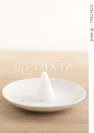 盛り塩の写真素材