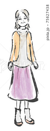 高齢の女性が微笑むの全身手描きイラスト 高齢の女性が微笑むの全身手描きイラスト 75627438