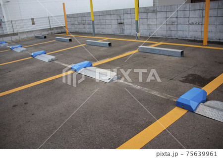 コインパーキングのロック板（フラップ板） 75639961