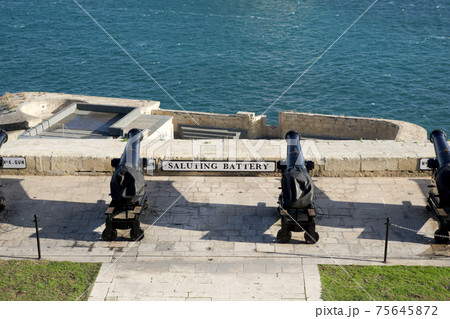 VALLETTA, MALTA - DEC 31st, 2019: Saluting Battery is an artillery battery located below the Upper Barrakka Gardens and was constructed in 1560s VALLETTA, MALTA - DEC 31st, 2019: Saluting Battery is an artillery battery located below the Upper Barrakka Gardens and was constructed in 1560s 75645872