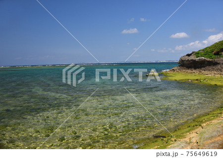 沖縄 浦添西海岸カーミージーの風景の写真素材 [75649619] - PIXTA