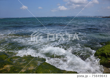 沖縄 浦添西海岸カーミージーの風景 沖縄 浦添西海岸カーミージーの風景 75649643