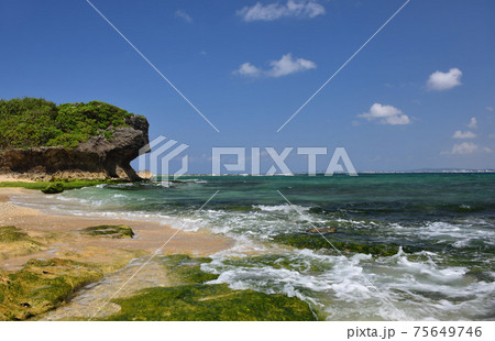沖縄 浦添西海岸カーミージーの風景 沖縄 浦添西海岸カーミージーの風景 75649746