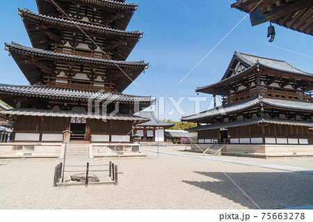 西院伽藍の五重塔（法隆寺） 75663278