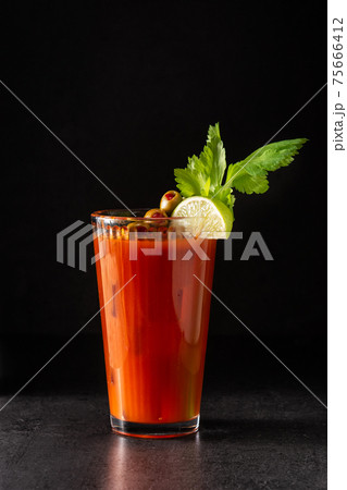 Bloody Mary cocktail in glass 75666412