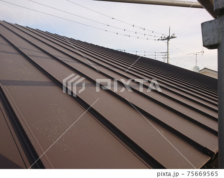 屋根 屋根 75669565