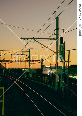 夕暮れ時の取手駅からの景色 75670548