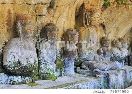 【大分県】臼杵磨崖仏　古園石仏 75674990