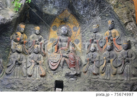 【大分県】臼杵磨崖仏 ホキ石仏第一群 【大分県】臼杵磨崖仏 ホキ石仏第一群 75674997