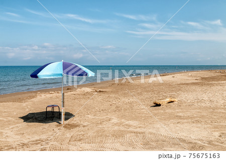 The Japan Sea at Shimohama in Akita, Northern Japan The Japan Sea at Shimohama in Akita, Northern Japan 75675163