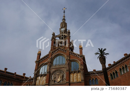 バルセロナ　サン・パウ病院 75680387