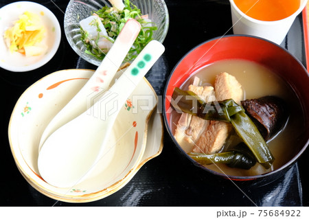 久高島名物料理「イラブー」定食 久高島名物料理「イラブー」定食 75684922