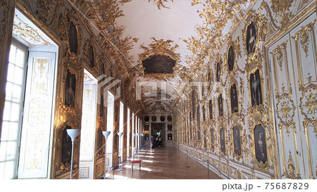 ミュンヘン レジデンツ内 金の装飾が素晴らしい 祖先画ギャラリー の写真素材