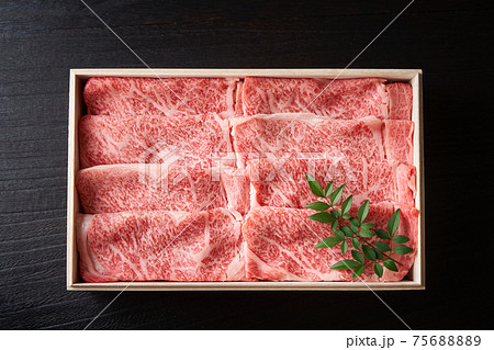 国産和牛　ロースすき焼き用 75688889