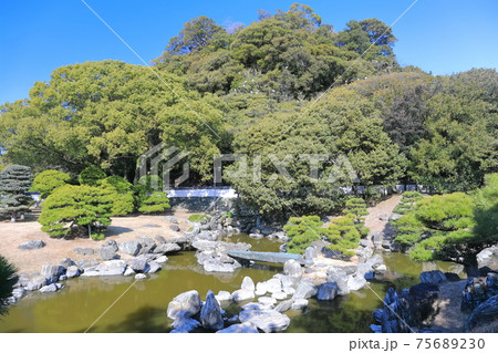 【徳島県】晴天下の徳島城 表御殿庭園 【徳島県】晴天下の徳島城 表御殿庭園 75689230