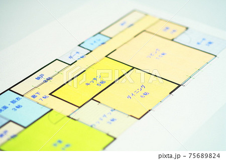 住宅、マイホームのイメージ画像 75689824