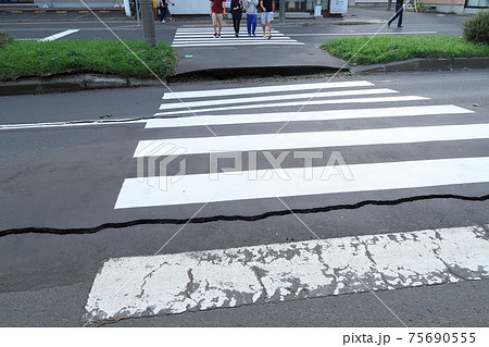 地震災害 75690555