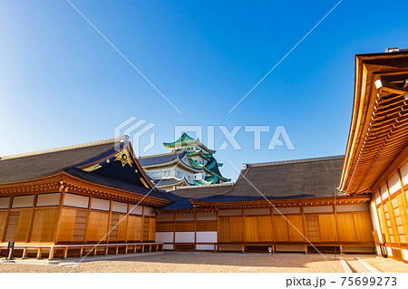 名古屋城、金鯱のない天守閣〈愛知県名古屋市〉 75699273