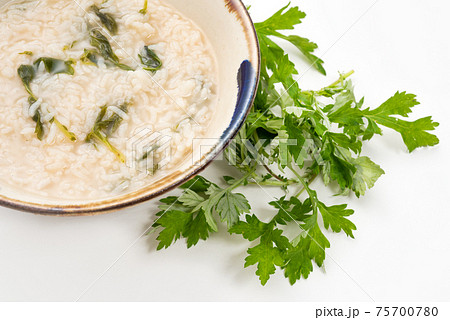 フーチーバージューシーとフーチバー　よもぎ雑炊とヨモギ 75700780