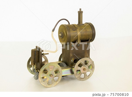 Steam engine car model 75700810