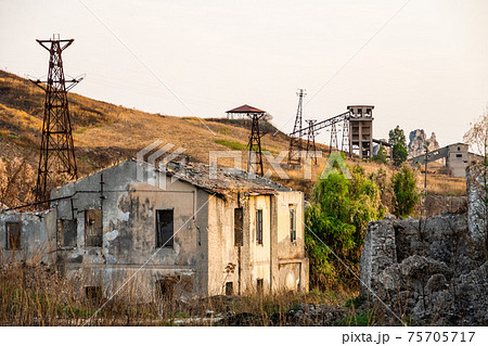 Abandoned sulphur mining complex Trabia Tallarita in Riesi, Sicily, Italy Abandoned sulphur mining complex Trabia Tallarita in Riesi, Sicily, Italy 75705717